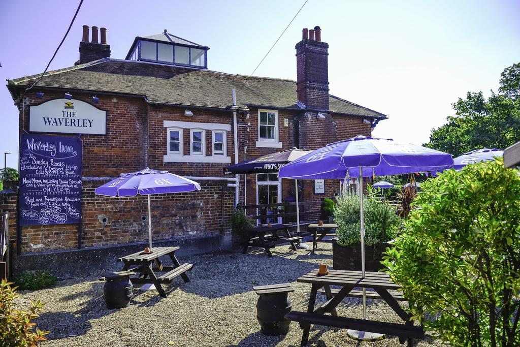 Waverley Inn Newport  Buitenkant foto